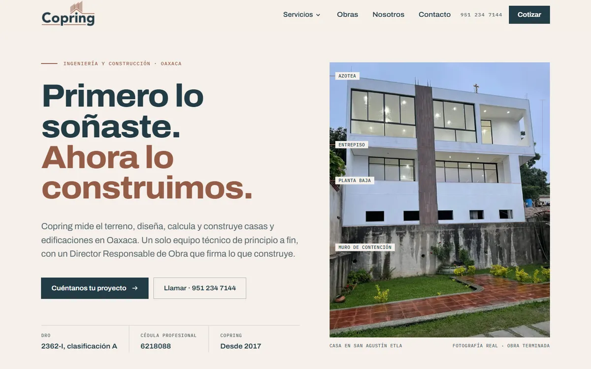 Portada del sitio de Copring: Primero lo soñaste. Ahora lo construimos, junto a la foto de una casa terminada en San Agustín Etla con rótulos de plano